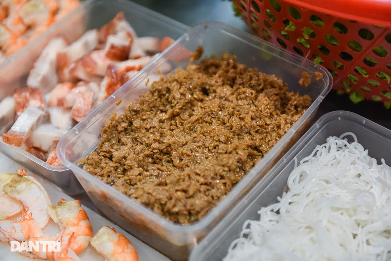 Lạ miệng món diếp cuốn hạ hỏa ăn kèm bỗng rượu nức tiếng Hà thành - 4