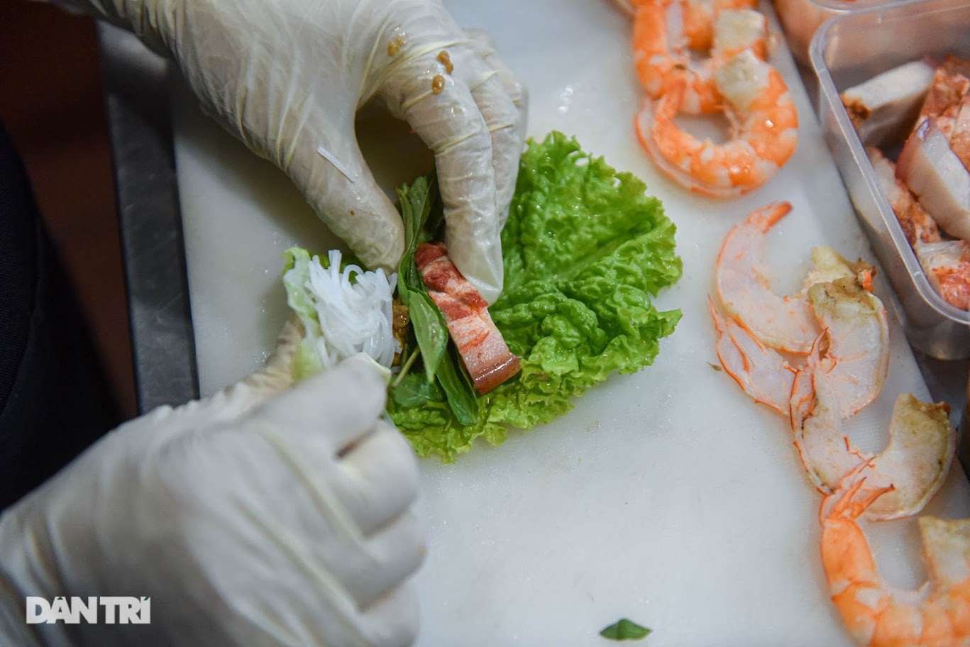 Lạ miệng món diếp cuốn hạ hỏa ăn kèm bỗng rượu nức tiếng Hà thành - 7