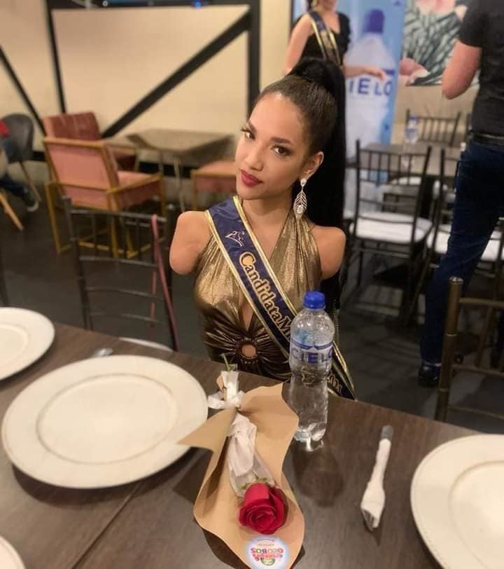 Mỹ nhân bị cưa hai tay vào chung kết Hoa hậu Ecuador 2021 - 3