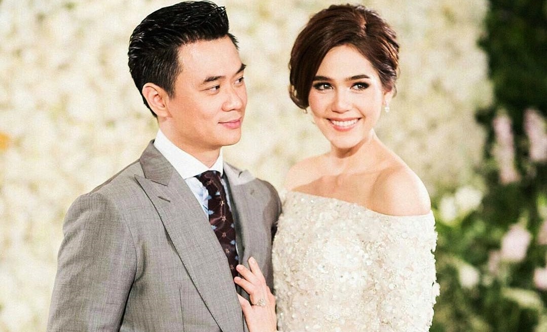 Cuộc sống như mơ của bông hồng lai Thái Lan được chồng tặng siêu xe 17 tỷ - 4