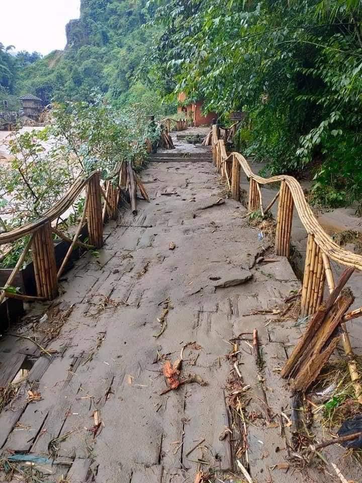 Lũ ống phá nát khu du lịch đẹp có tiếng ở Sa Pa - 8