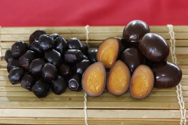 Trứng sắt - món trứng kỳ lạ được sấy và nấu 11 lần - 2