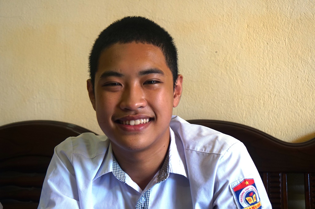 Đôi bạn thân trường huyện cùng trở thành thủ khoa và á khoa xứ Thanh - 3