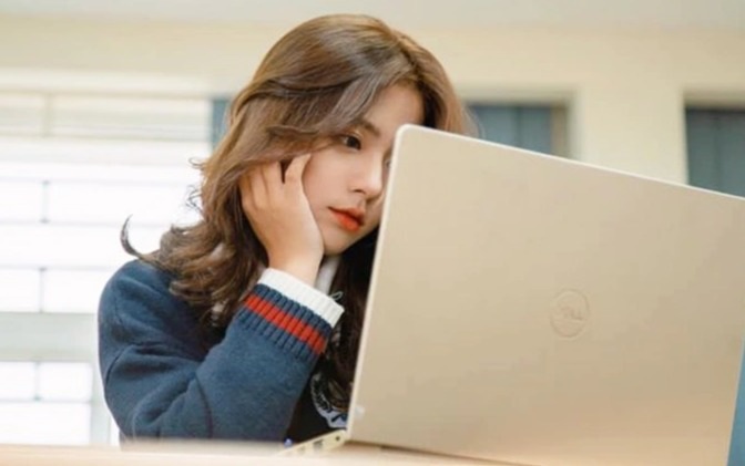 Nhân viên sales mùa dịch: Mời rạc cổ họng gọi được 10 khách, hỏng... 9 - 1