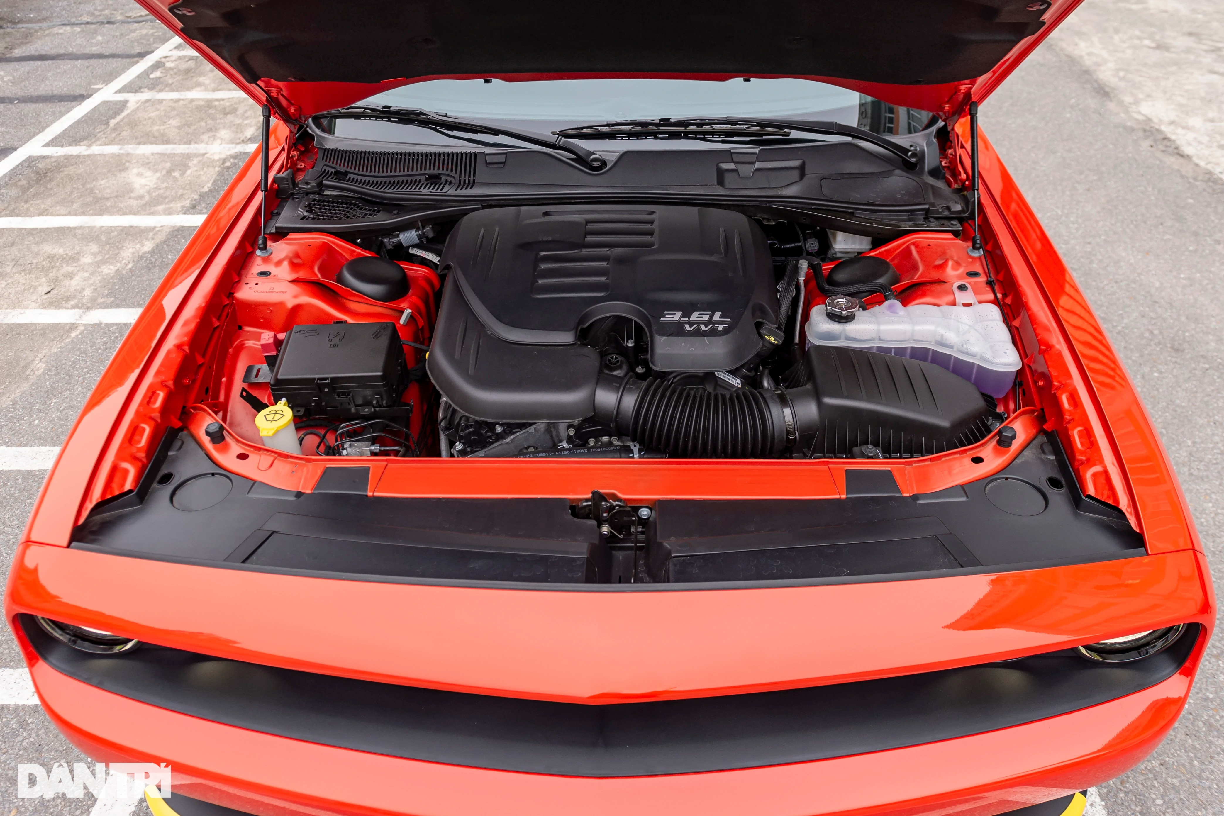 Dodge Challenger GT 2021 màu độc về Việt Nam, giá khoảng 3,8 tỷ đồng - 17