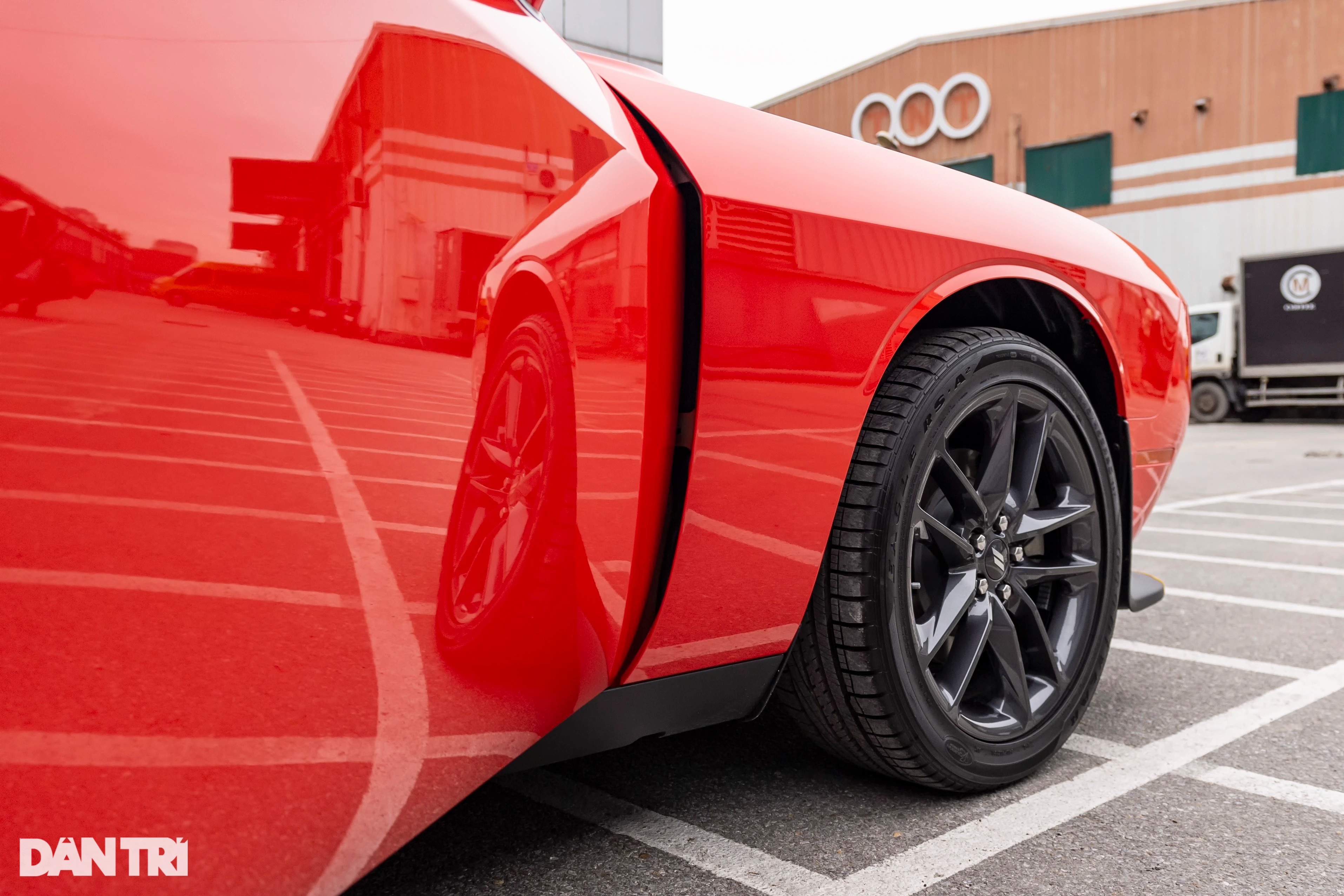 Dodge Challenger GT 2021 màu độc về Việt Nam, giá khoảng 3,8 tỷ đồng - 2