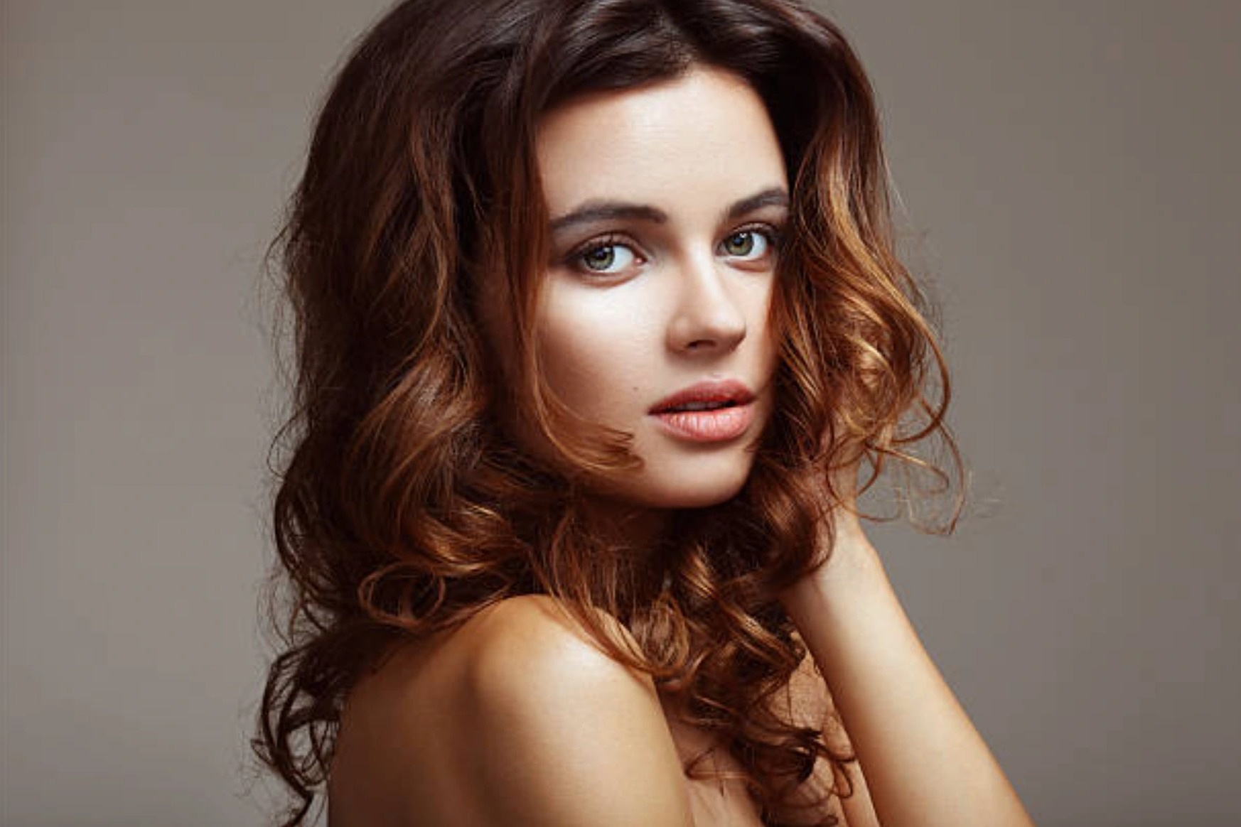 Tôi khổ tâm vì vớ phải cô bạn gái thích khoe thân - 1