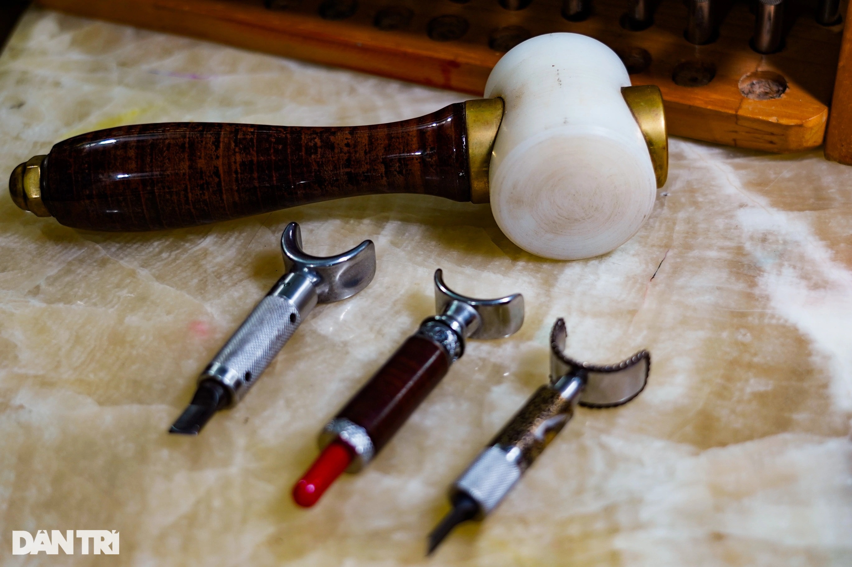 Bỏ việc ngân hàng, chàng cử nhân trẻ chọn nghề độc khởi nghiệp - 4