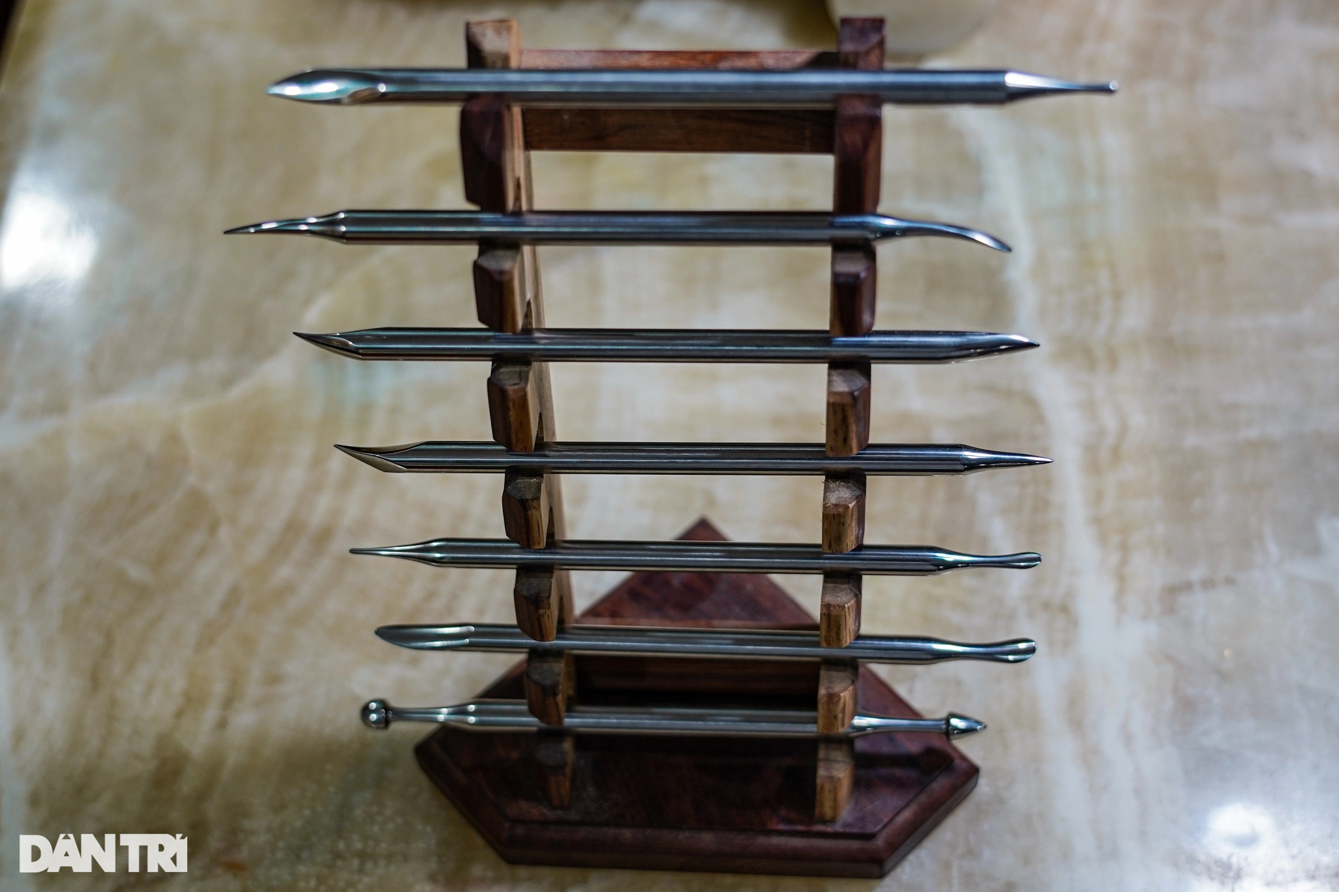 Bỏ việc ngân hàng, chàng cử nhân trẻ chọn nghề độc khởi nghiệp - 5