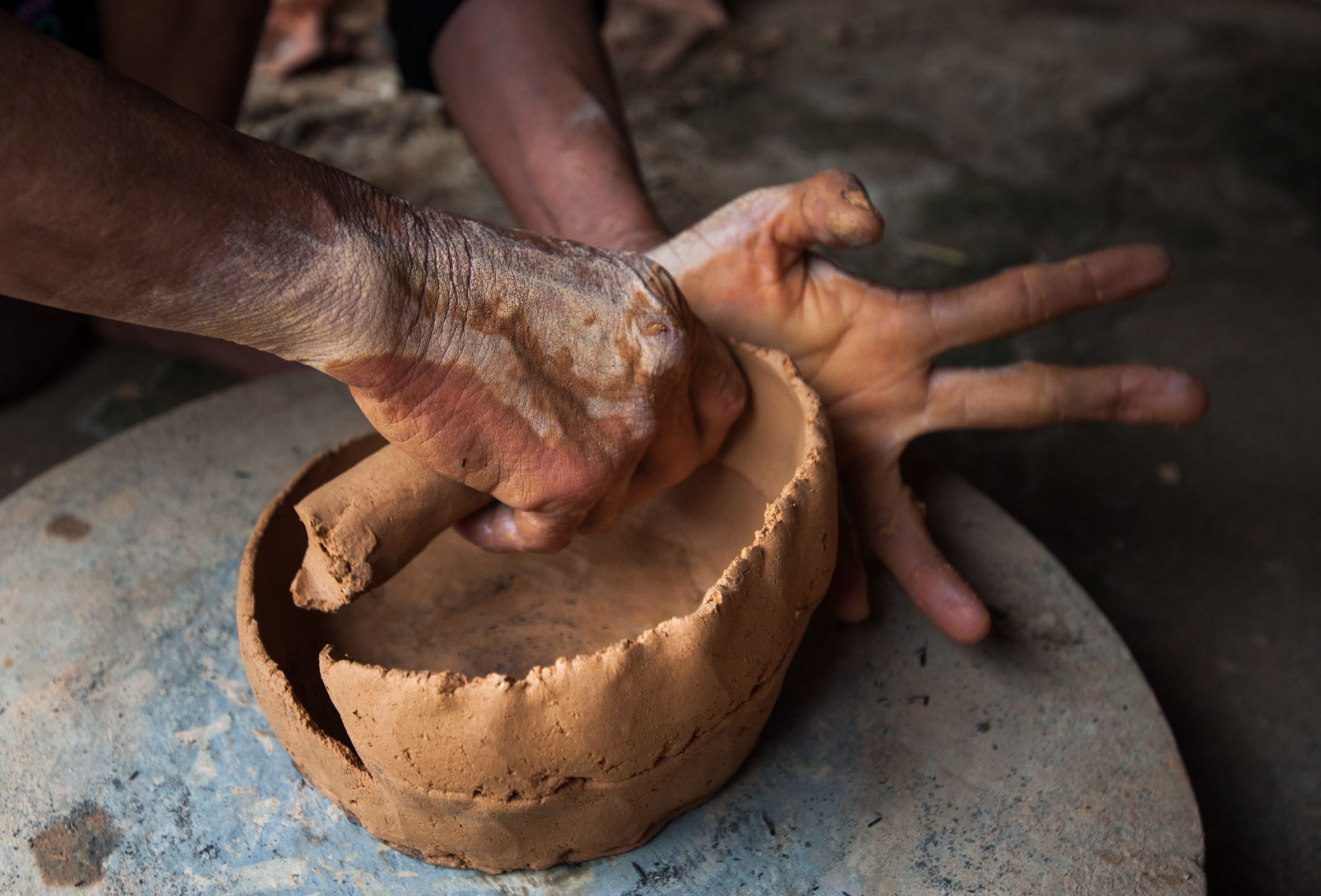 Người mắc nghiệp với nghề ngồi tức ngực, đứng rát da - 3