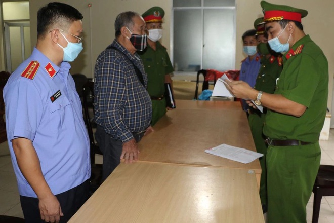 Ồn ào đại gia địa ốc 2021: Kẻ mang danh ăn cắp, người tự tử giữa tòa - 5