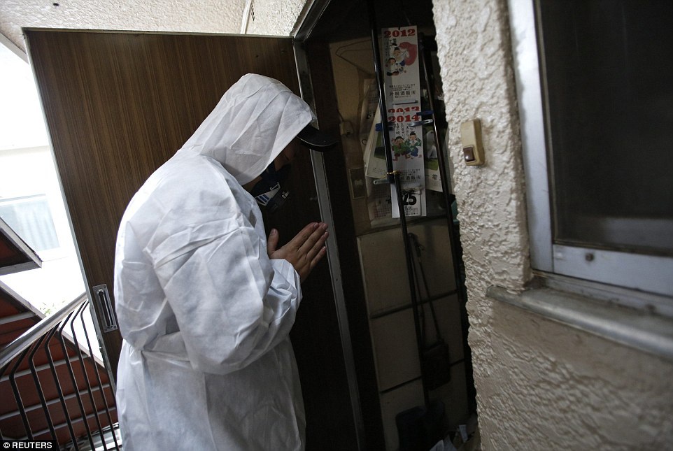 Dọn phòng cho xác chết - nghề thu trăm triệu đồng nhưng ít ai dám nhận - 7