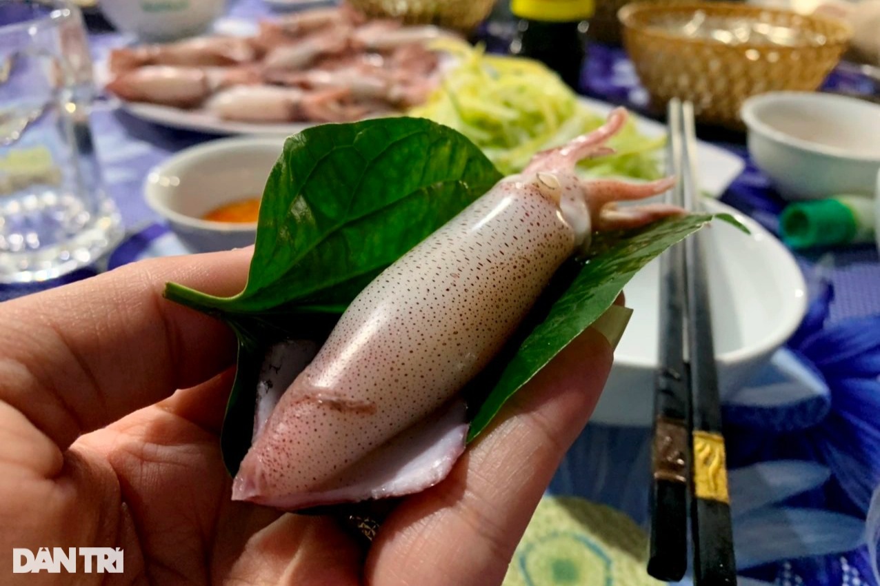 Đặc sản bật nhảy tanh tách, ăn một lần nhớ mãi nổi tiếng ở Hà Tĩnh - 6
