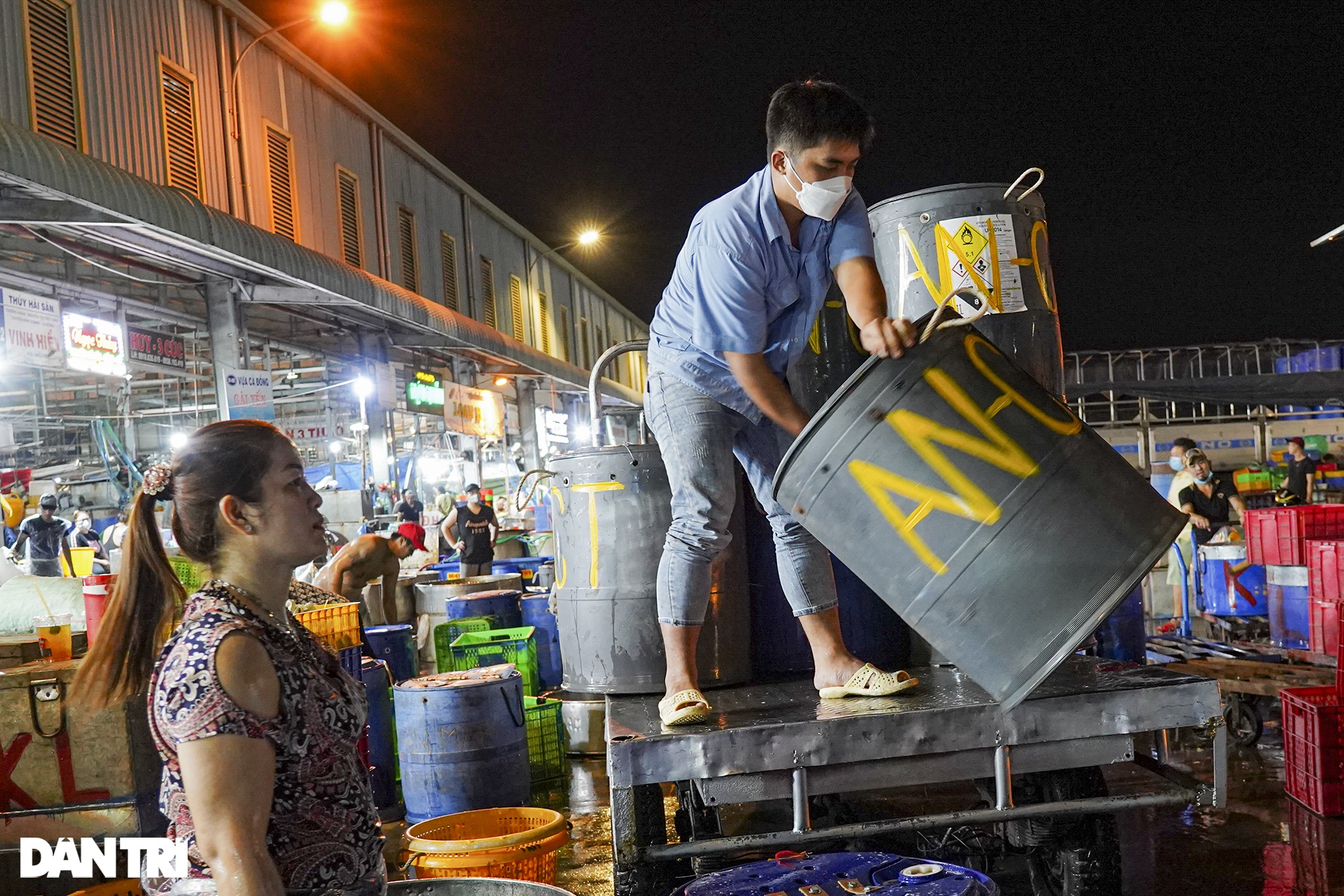 Hơn 300 tấn cá lóc nhập về chợ cá lớn nhất Sài Gòn trước ngày vía Thần tài - 2