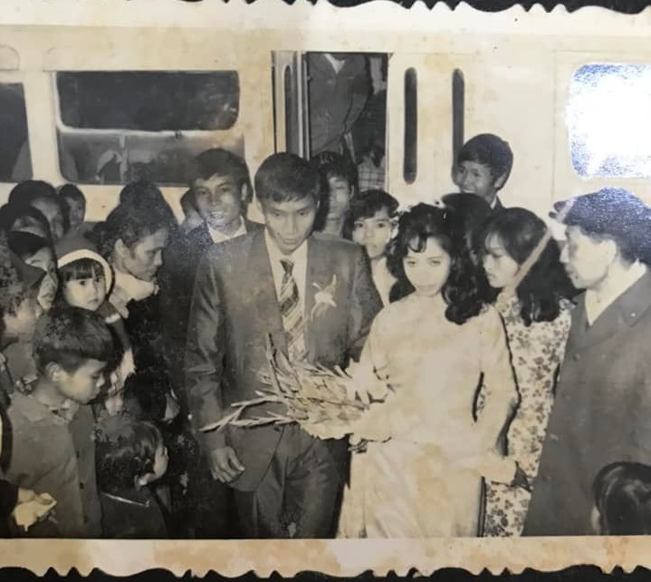 Người vợ tào khang kín tiếng đứng sau thành công của HLV Mai Đức Chung - 2