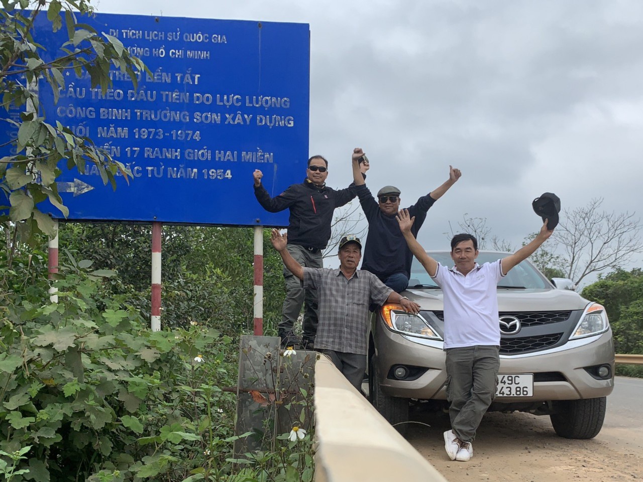 Nhóm bạn thân U70 phượt từ Lâm Đồng ra Tây Bắc, thực hiện lời hứa 50 năm - 8