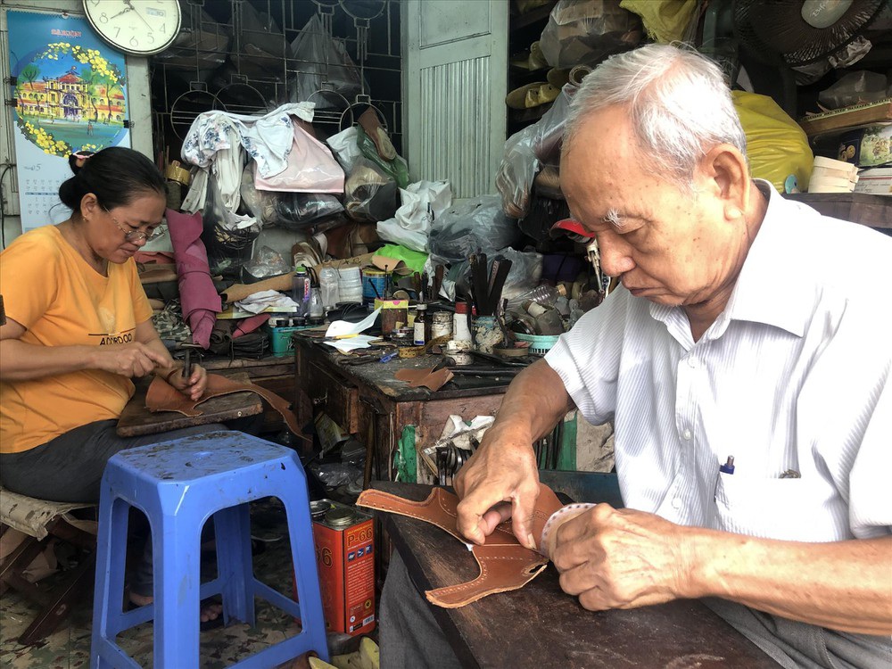 Lão nghệ nhân và tuyệt đỉnh giày độc bản - 1