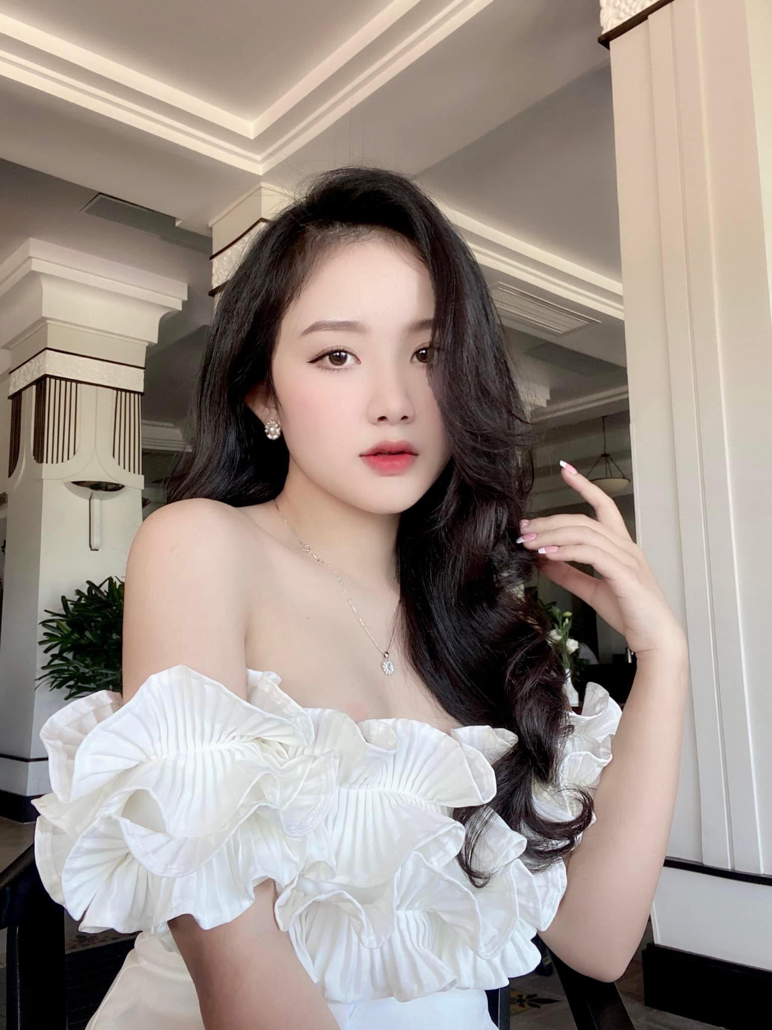 Gái xinh mặc đầm – Tỏa sáng phong cách thời trang đặc trưng của phái đẹp hiện đại