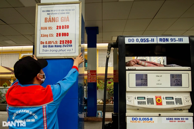 Bỏ túi những mẹo giúp ô tô tiết kiệm nhiên liệu khi giá xăng cao kỷ lục - 4