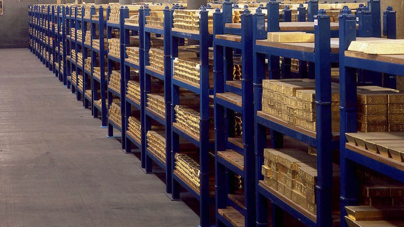 Nga sẽ bán kho vàng 140 tỷ USD? - 1