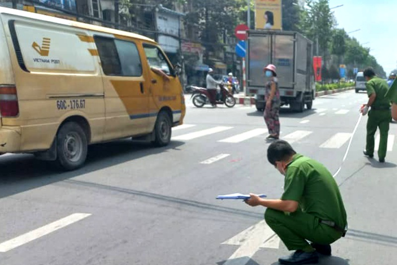Vụ nam thanh niên bị bắn chết: Bắt khẩn cấp 10 nghi phạm - 1 Vụ nam thanh niên bị bắn chết: Bắt khẩn cấp 10 nghi phạm - 1