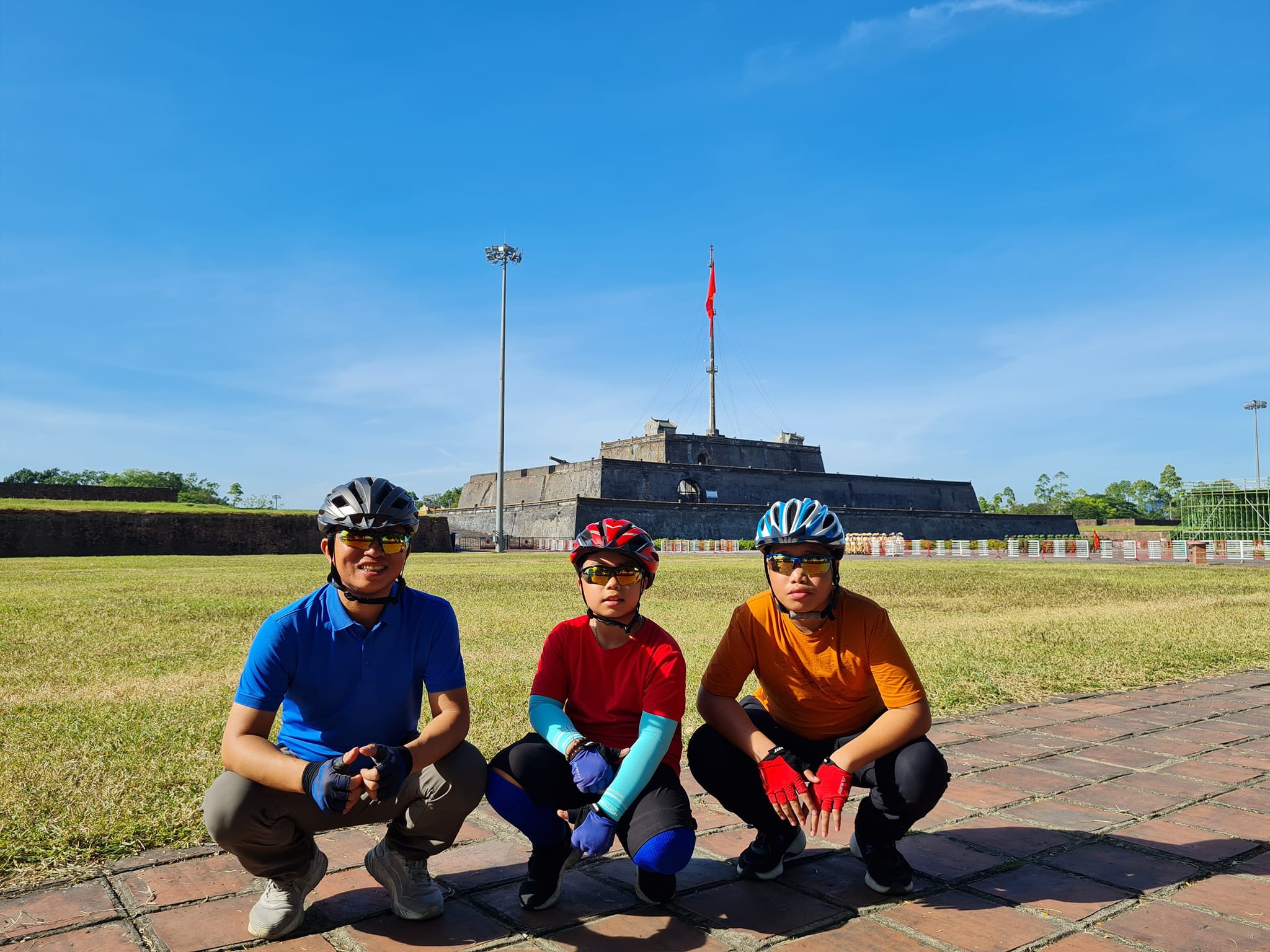 Hi hữu: Cậu bé 11 tuổi đạp xe vượt 1800km từ Bắc vào Nam - 6