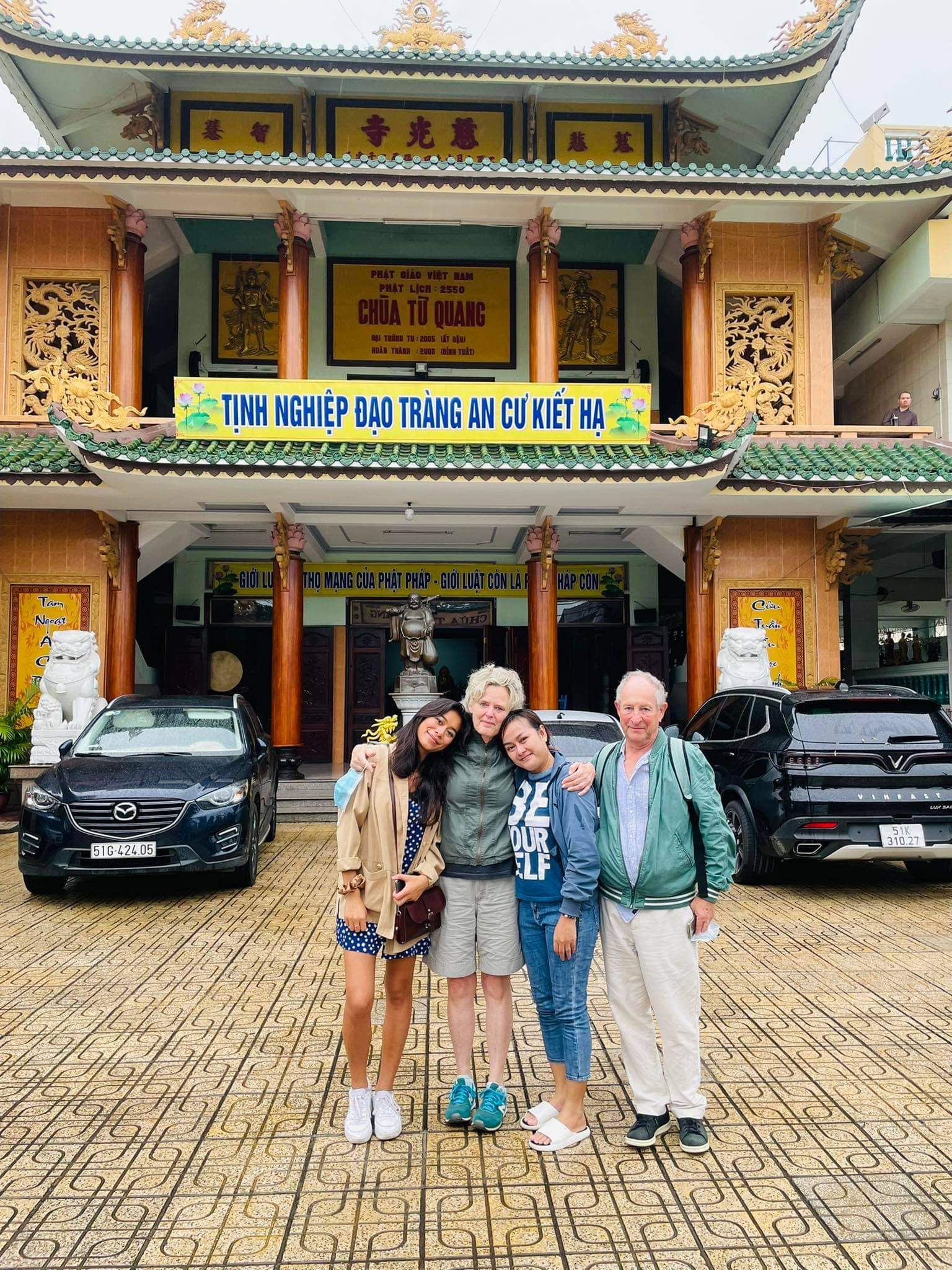 Hy hữu: Cô gái Pháp tìm được gia đình ở Việt Nam nhờ cộng đồng mạng - 4