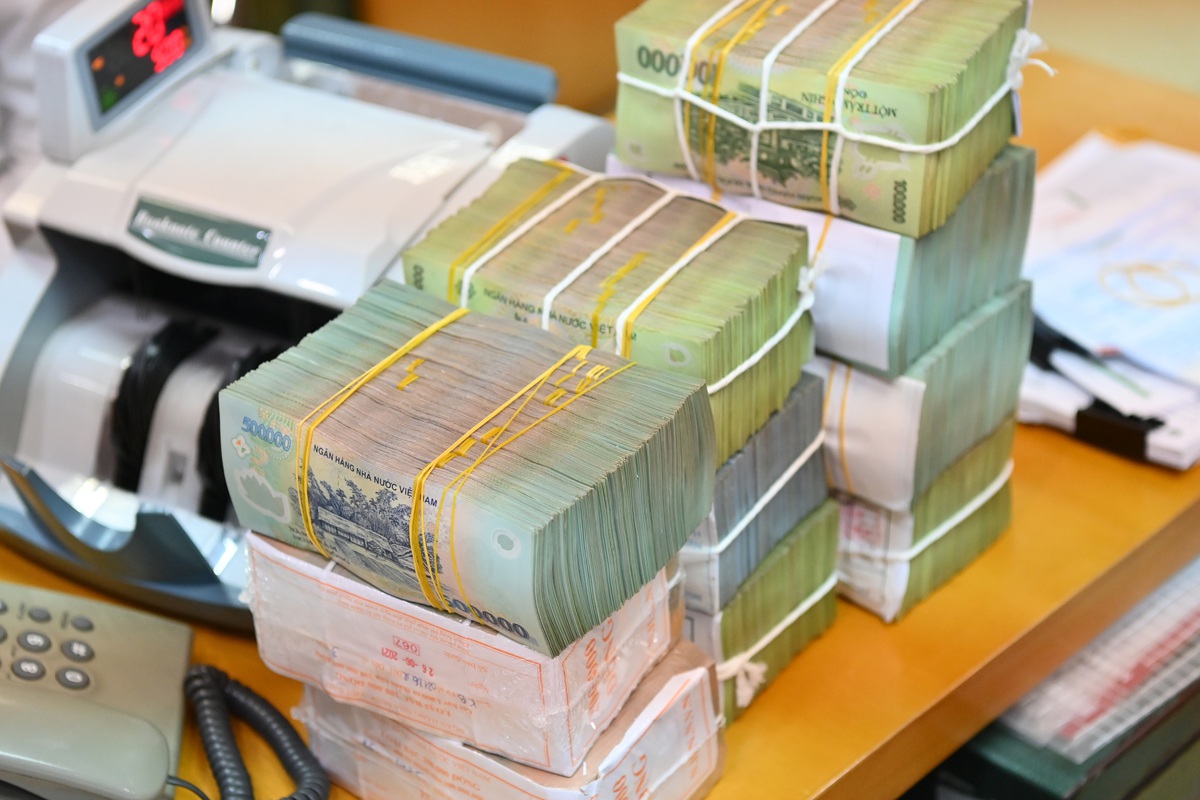 Ngân hàng ồ ạt báo lãi khủng, có lo nguy cơ ảo vì một chi tiết? - 2