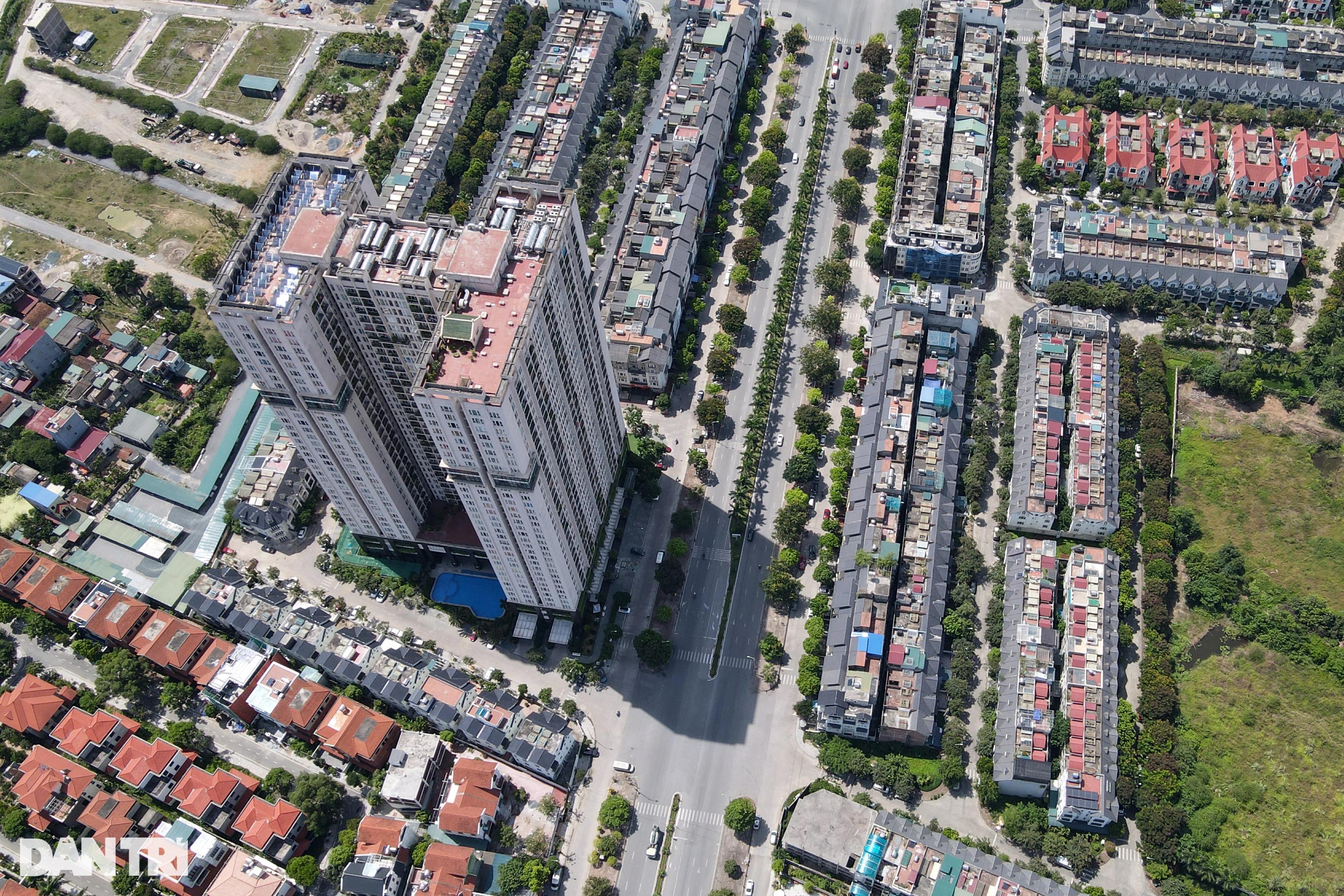 Cận cảnh shophouse giá triệu đô tại Hà Nội chật vật tìm khách thuê - 1