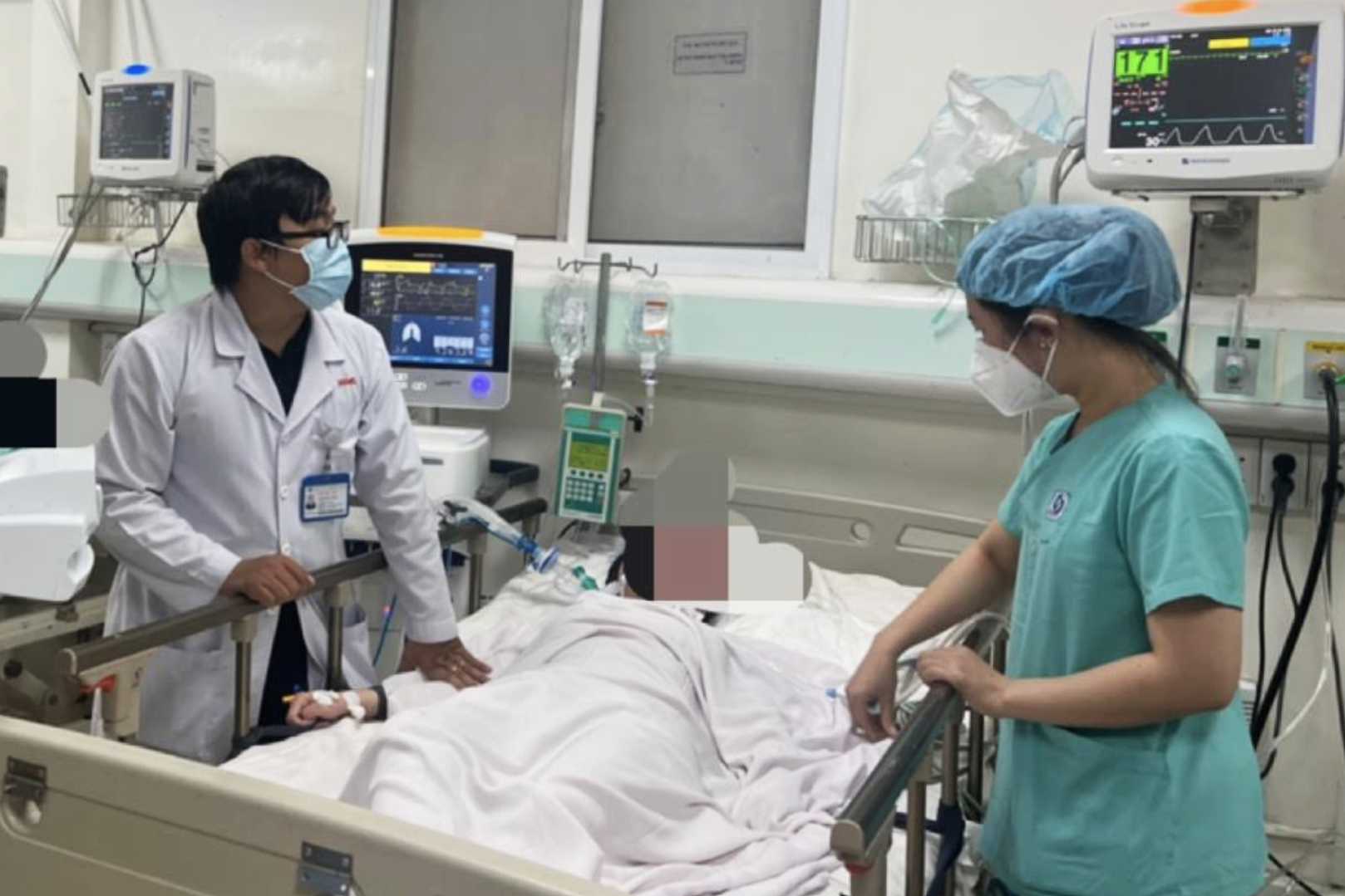 8 sinh viên nguy kịch, tử vong sau cuộc nhậu: Mua nước suối lại thành rượu? - 2 8 sinh viên nguy kịch, tử vong sau cuộc nhậu: Mua nước suối lại thành rượu? - 2