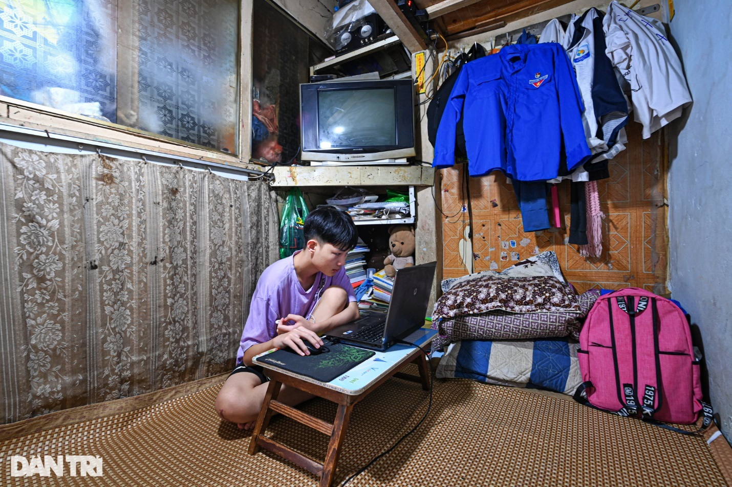 Chuyện đời buồn của gia đình ba thế hệ sống trong căn nhà 6m2 ở Hà Nội - 9