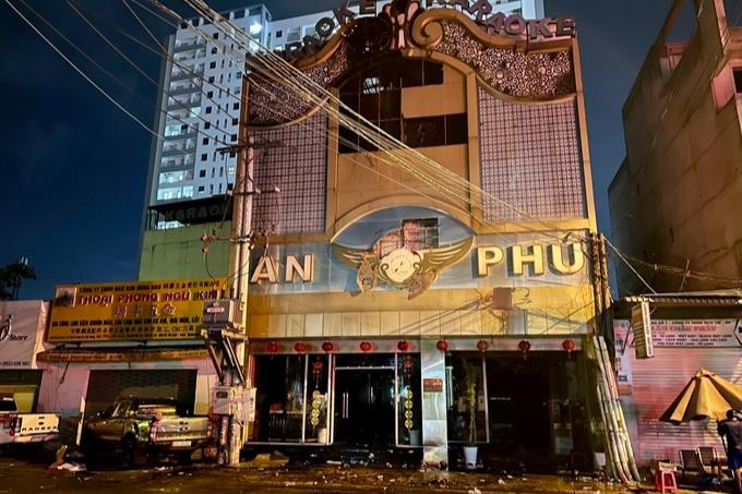 Vụ cháy quán karaoke 32 người chết: Phòng hát không chốt cửa - 1