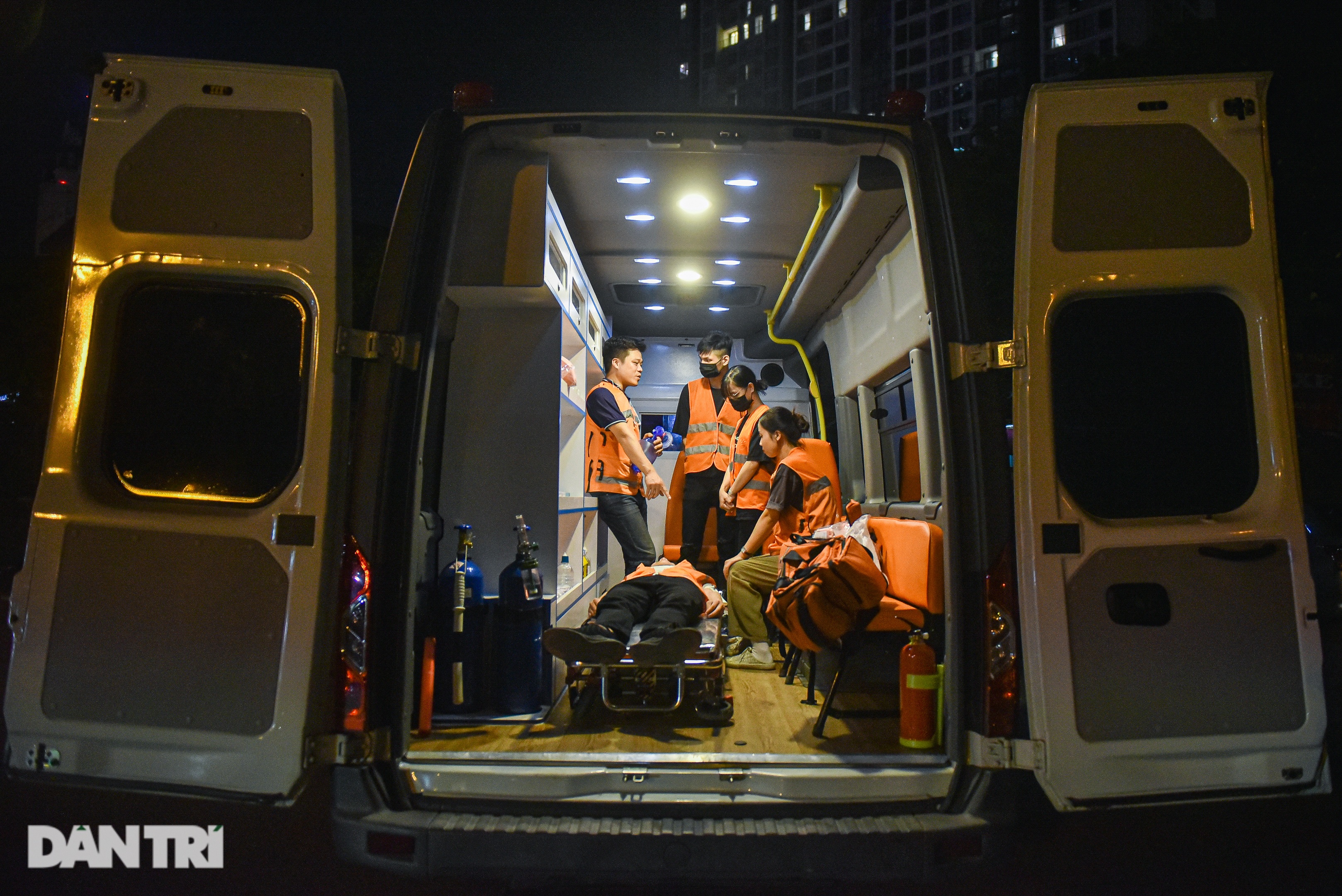 Biệt đội sơ cứu thần tốc và những pha giành giật mạng sống với tử thần - 15