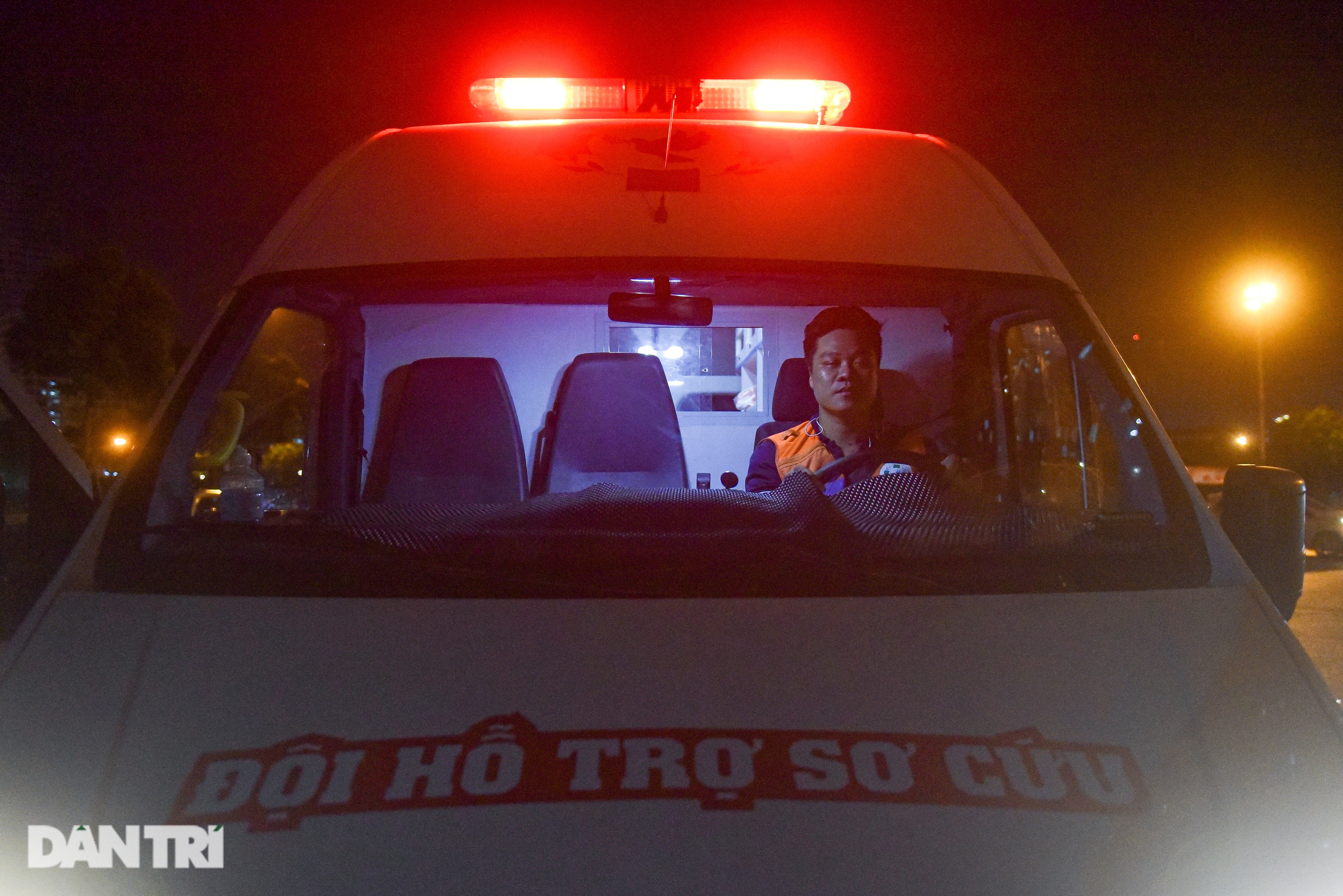 Biệt đội sơ cứu thần tốc và những pha giành giật mạng sống với tử thần - 2