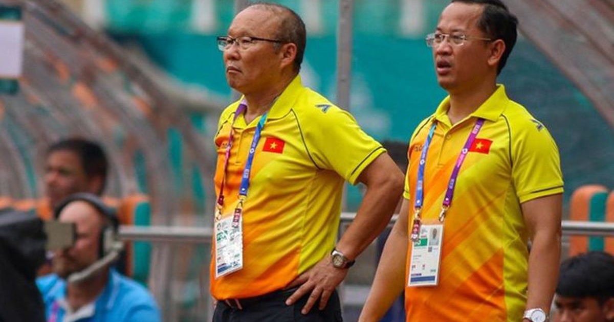 Nghe VietNamNet: Trợ lý Lê Huy Khoa không đồng hành cùng thầy Park ở giải U23 châu Á