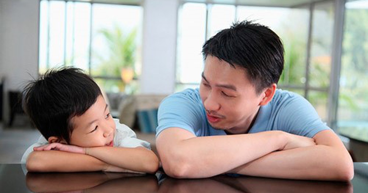 Hai kỹ năng cơ bản bố mẹ giúp con điều tiết cảm xúc