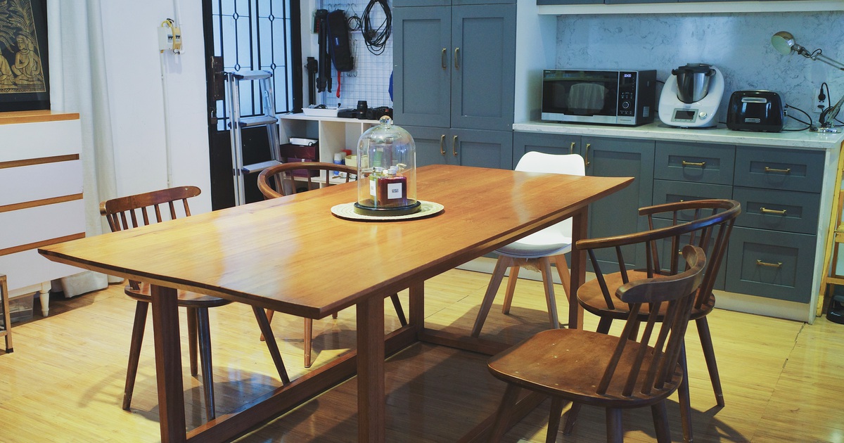 Đi ở thuê vẫn bỏ 500 triệu đồng sửa lại nhà cũ thấm dột 70 năm tuổi