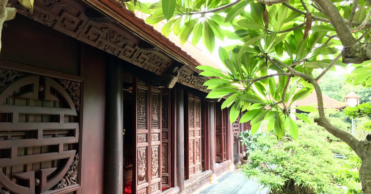 Cận cảnh nhà cổ trăm tuổi toàn bằng gỗ quý, đẹp hiếm có ở Nam Định