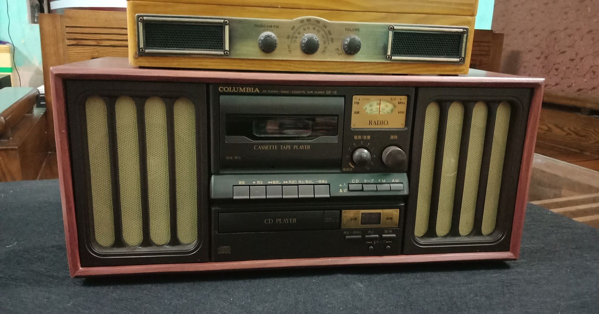 Bộ sưu tập cassette cũ trị giá gần 300 triệu của tay chơi Hà Nam