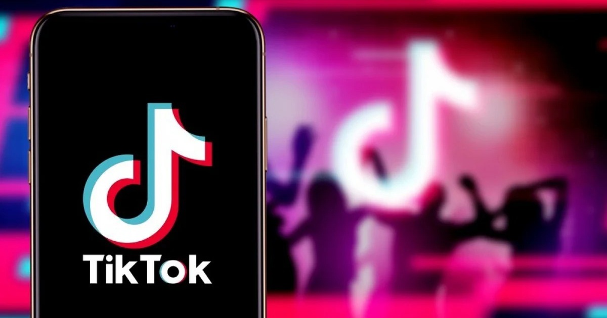 TikTok đang trở thành “ứng dụng đáng sợ nhất thế giới”