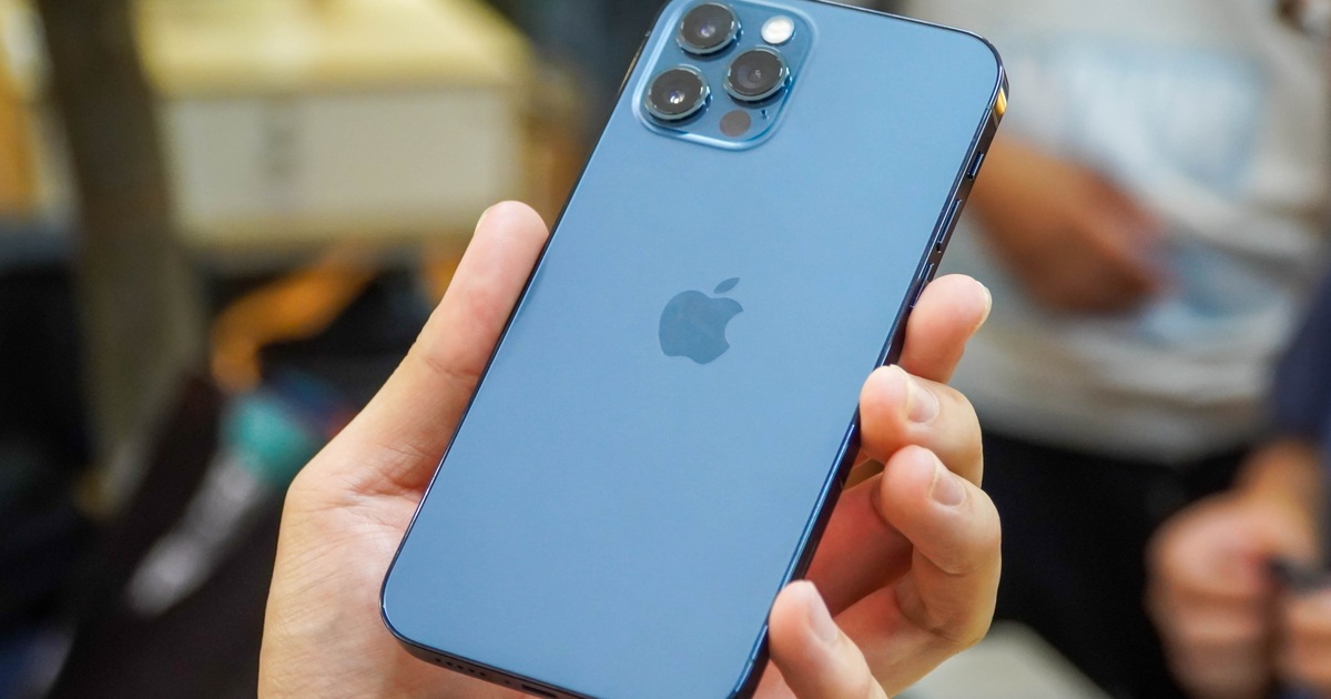 iPhone 12 Pro hàng cũ bắt đầu xuất hiện, giá chênh lệch máy mới không nhiều