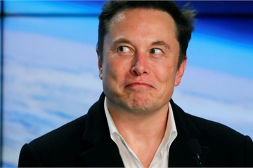 Elon Musk từng để các kỹ sư SpaceX sống trên hòn đảo không có thức ăn