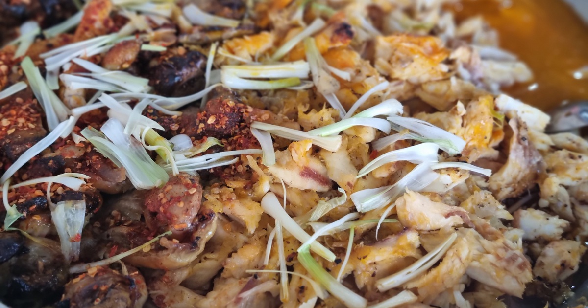 Quán bánh canh cá lóc vùng ven Đà Nẵng, mỗi sáng bán 350 tô