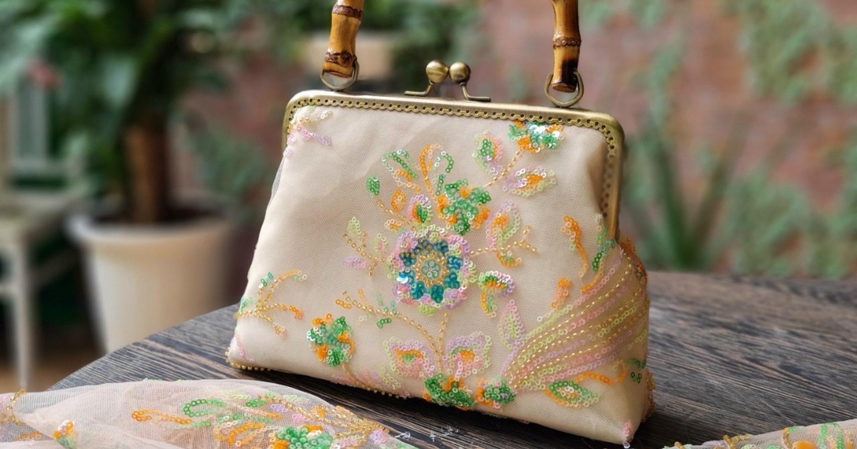 Cô gái 'phù phép' quần áo cũ thành túi xách thời trang tiền triệu