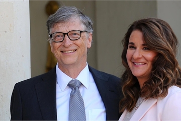 Người đàn ông gây tan vỡ cuộc tình 27 năm của Bill Gates là ai?