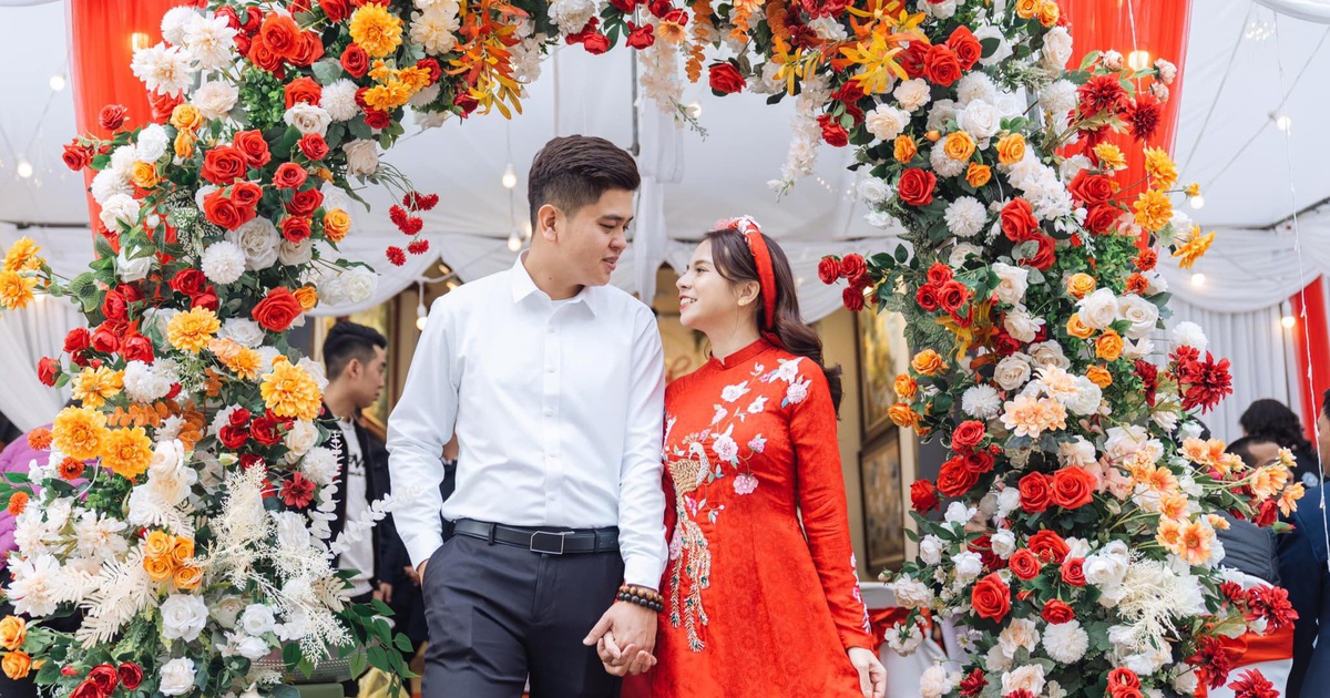 Chuyện tình đẹp trong khu cách ly của chàng y sĩ và cô du học sinh Hà thành