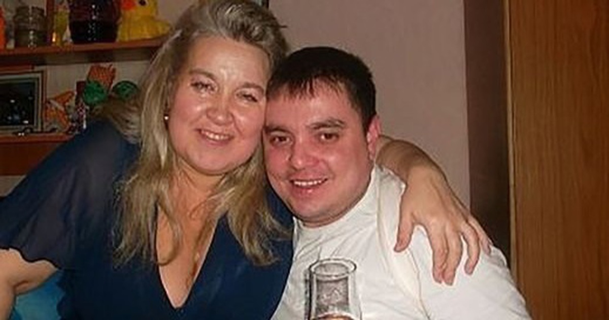 Chồng qua đời vì bị vợ hơn 100 kg… ngồi lên cổ