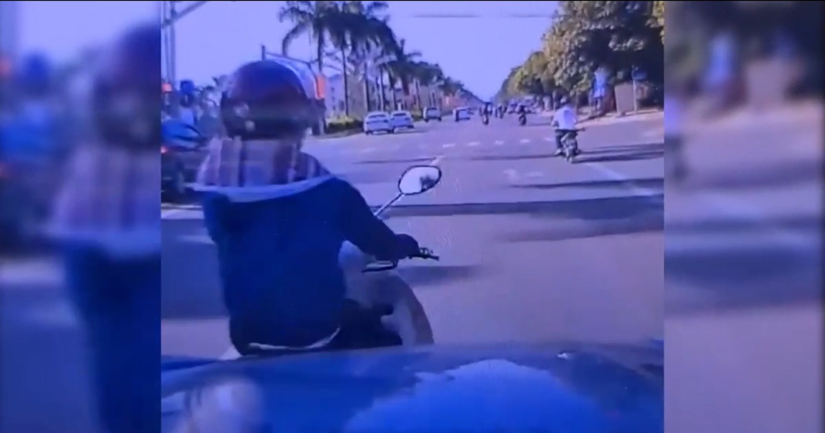 Tạt đầu ô tô rồi phanh gấp,