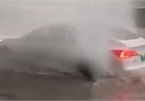 Cư dân mạng "dậy sóng" với các clip xe Tesla lội nước như tàu thủy
