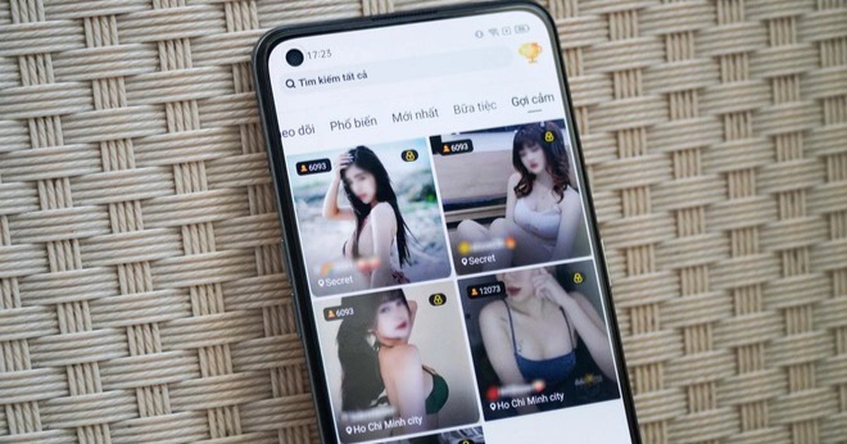 Ứng dụng livestream khiêu dâm tràn lan tại Việt Nam